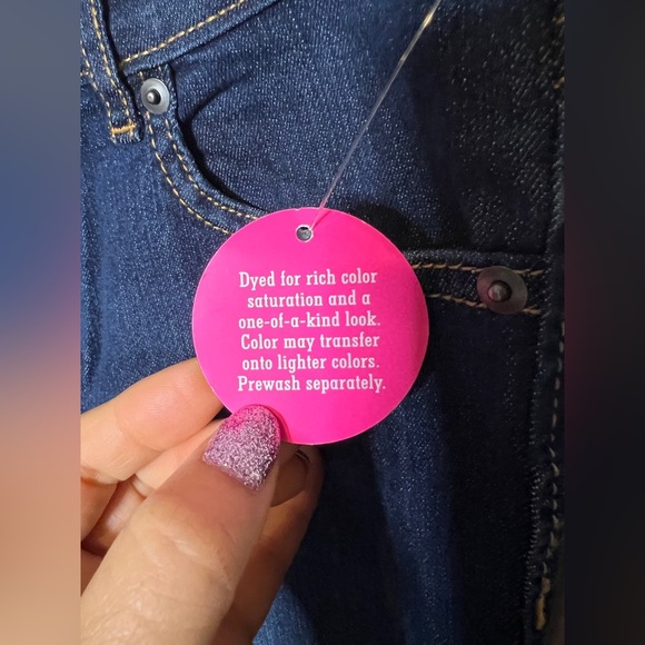 👖NWT! Super Skinny Jeans - Picture 2 of 5